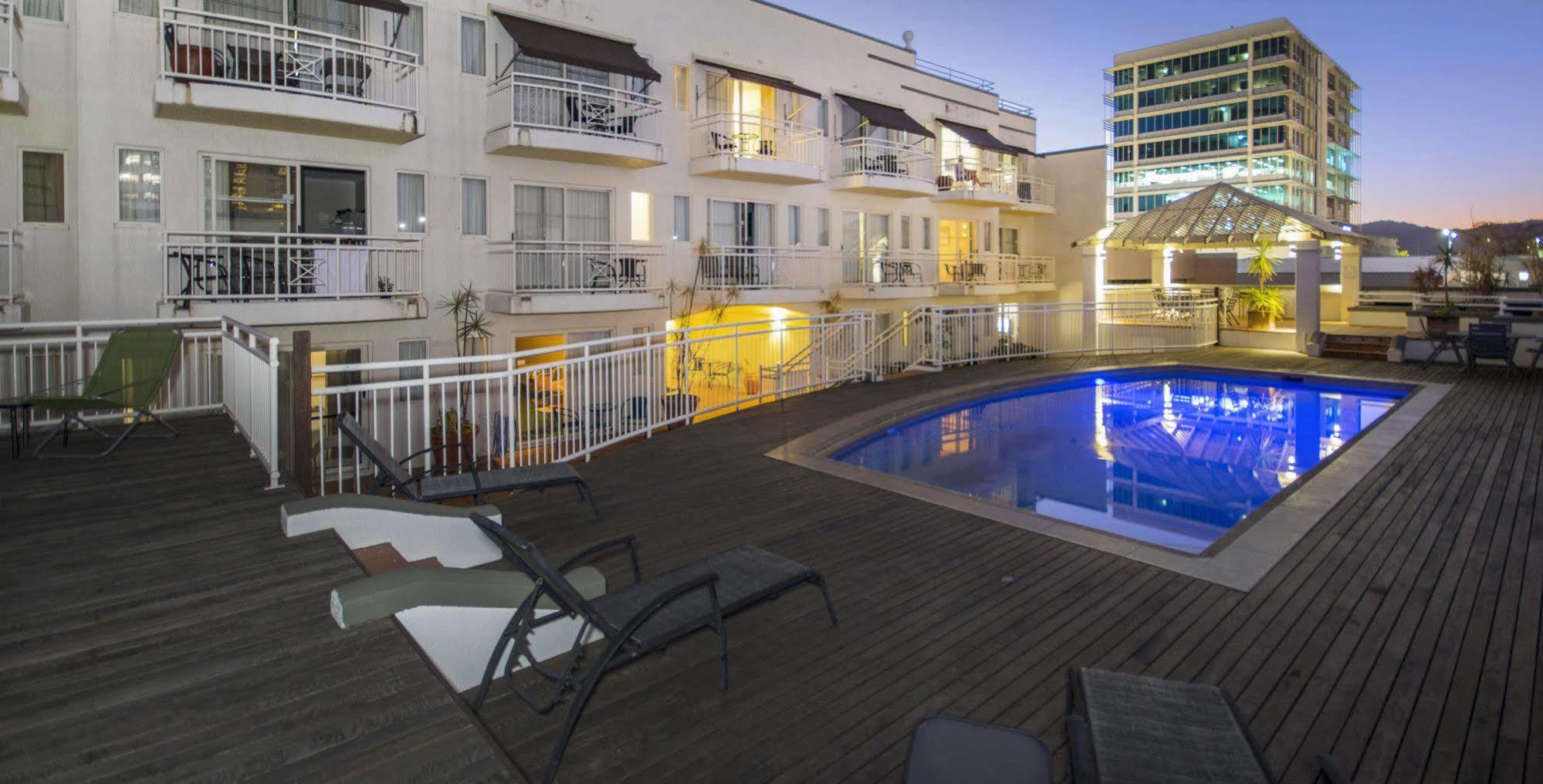 Il Centro Apartment Hotel Cairns Exteriör bild